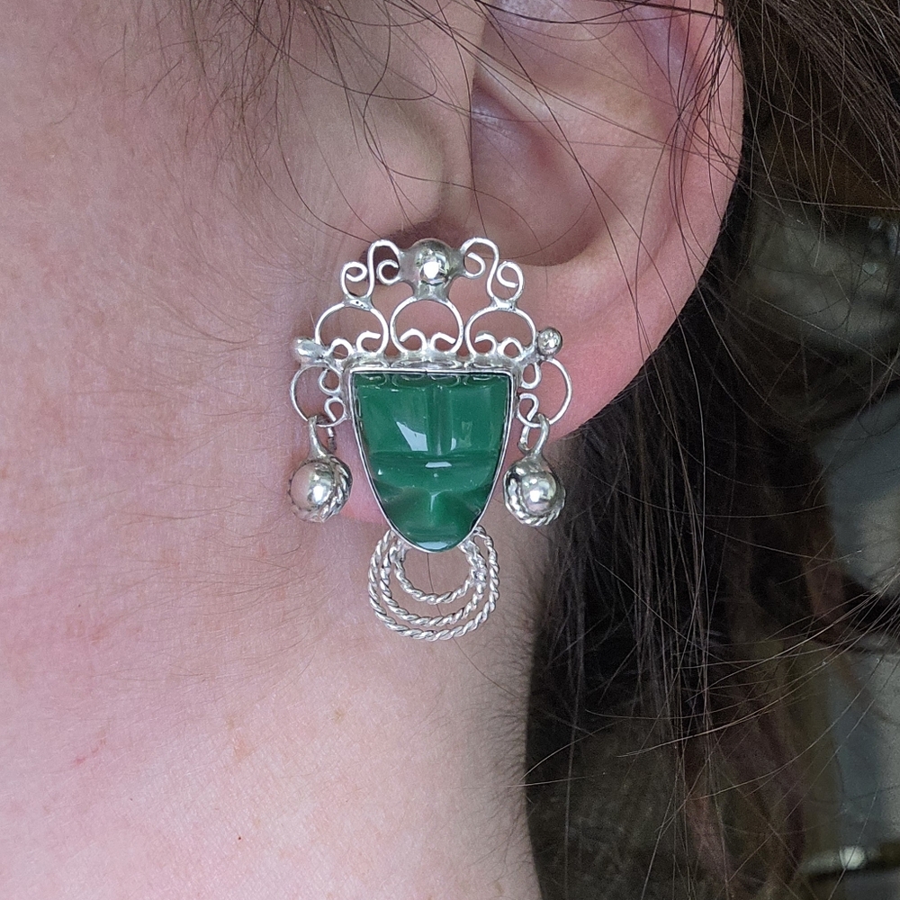 Vintage Aztec Mexico Sterling Silver Green Onyx Screwback Earrings
